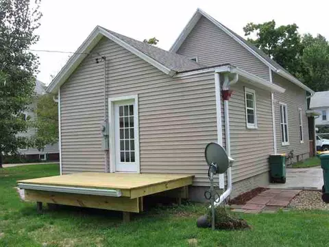 518 E Washington St, Macomb, IL 61455 photo 4
