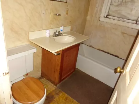 113 N 2nd St, Dunlap, IL 61525 photo 7