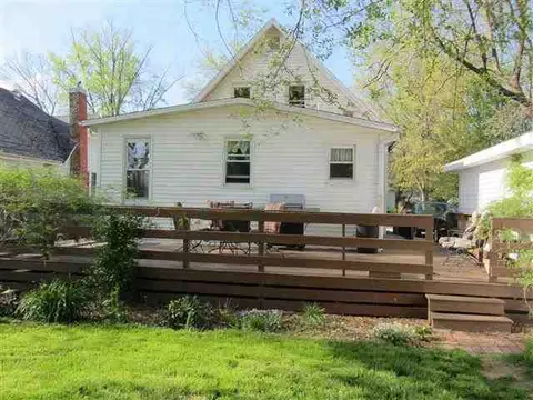 323 W Mcdonough St, Macomb, IL 61455 photo 4