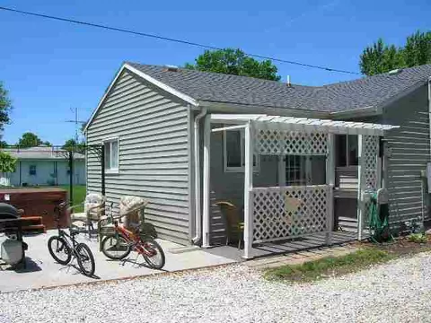 1021 E Ash St, Macomb, IL 61455 photo 11
