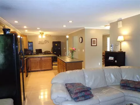2 Hickory Bow, Macomb, IL 61455 photo 3