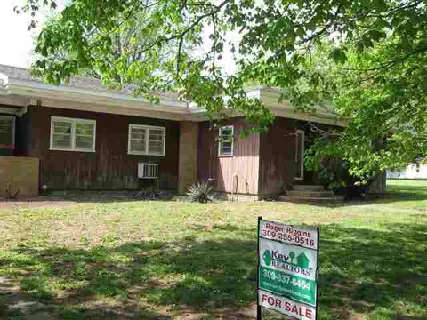 206 Main St, Augusta, IL 62311 photo 1