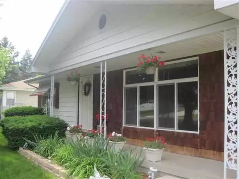 1112 Bobby Ave, Macomb, IL 61455 photo 3