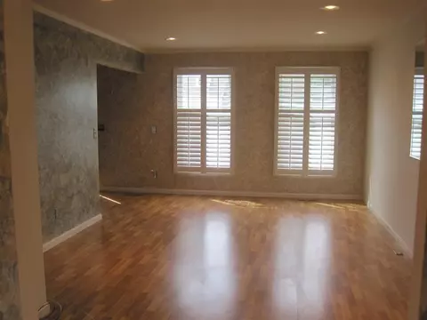 155 Arlington Dr, Macomb, IL 61455 photo 2