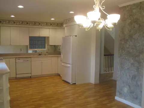 155 Arlington Dr, Macomb, IL 61455 photo 5