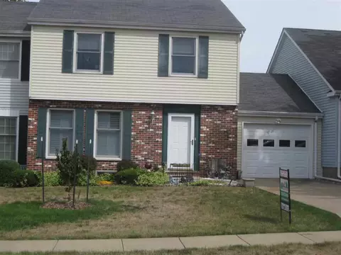 155 Arlington Dr, Macomb, IL 61455 photo 1