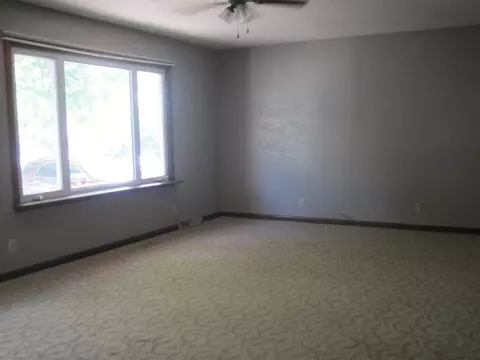 1297 Rebecca Ln, Macomb, IL 61455 photo 4