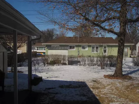 808 Bobby Ave, Macomb, IL 61455 photo 13