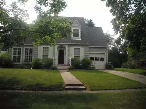 438 S Edwards St, Macomb, IL 61455 photo 1