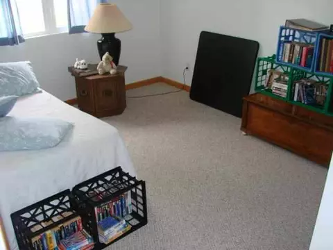 320 Pinecrest Dr, Macomb, IL 61455 photo 5