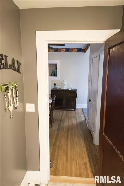 401 N Callender, Eureka, IL 61530 photo 21