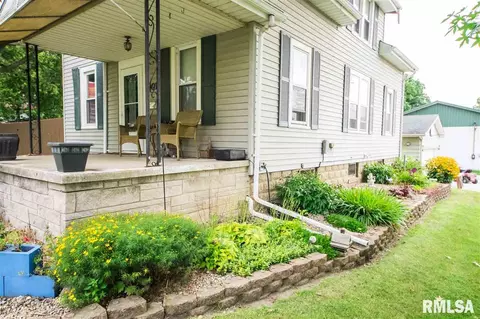 401 N Callender, Eureka, IL 61530 photo 5