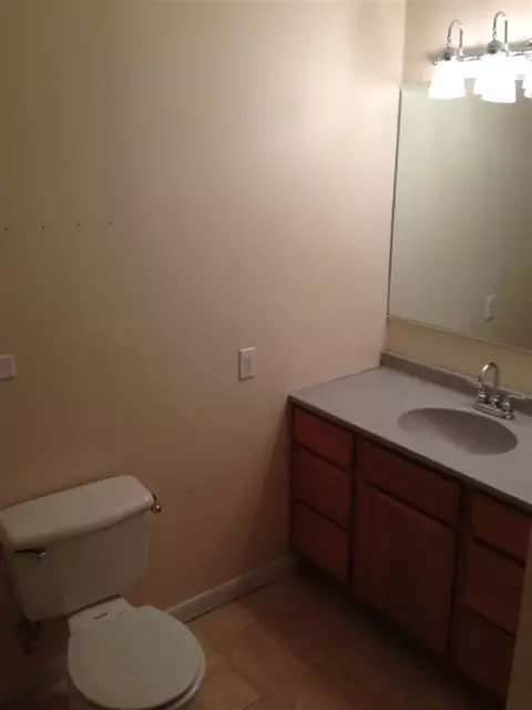 945 Memorial Dr, Macomb, IL 61455 photo 9