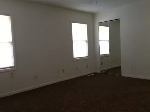 945 Memorial Dr, Macomb, IL 61455 photo 5