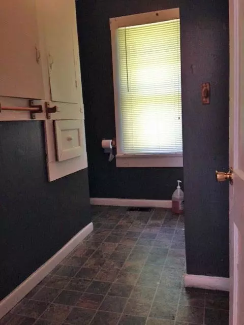 821 Carey Ave, Macomb, IL 61455 photo 8