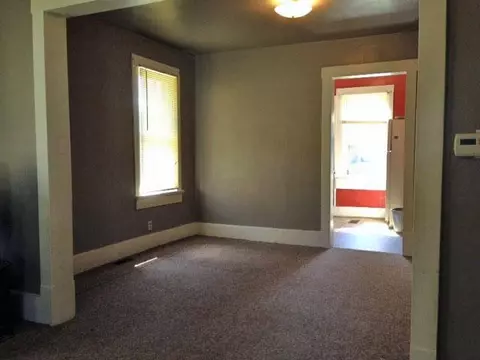 821 Carey Ave, Macomb, IL 61455 photo 5