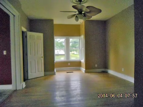 106 S A St, La Harpe, IL 61450 photo 8