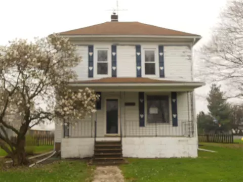 1177 130th St, Berwick, IL 61417 photo 1