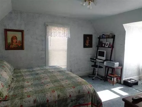 326 S Johnson St, Macomb, IL 61455 photo 10