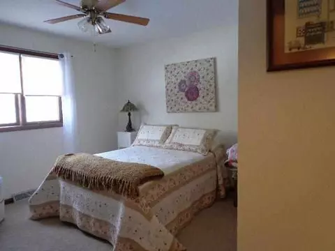 1406 Thomas, Macomb, IL 61455 photo 9