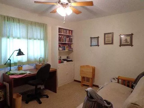 1406 Thomas, Macomb, IL 61455 photo 10