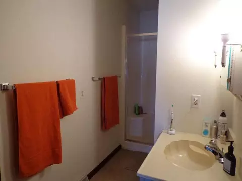 1406 Thomas, Macomb, IL 61455 photo 8
