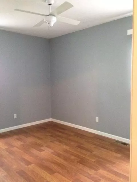 435 Summers Dr, Macomb, IL 61455 photo 9
