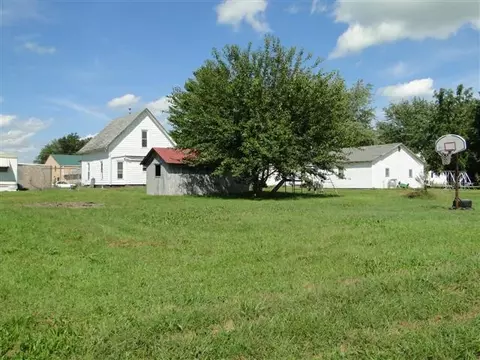 107 E Hickory, Industry, IL 61440 photo 7