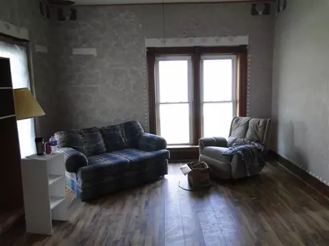 107 E Hickory, Industry, IL 61440 photo 9