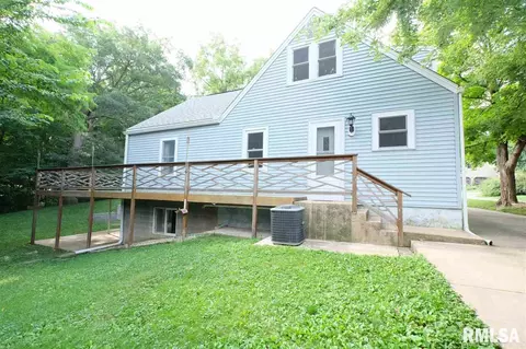 206 E Lancaster St, Washington, IL 61571 photo 28