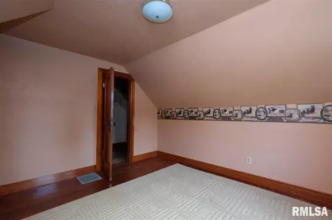 206 E Lancaster St, Washington, IL 61571 photo 22