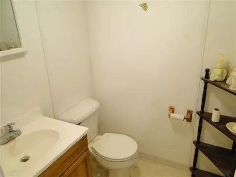 1419 E Pierce St, Macomb, IL 61455 photo 19