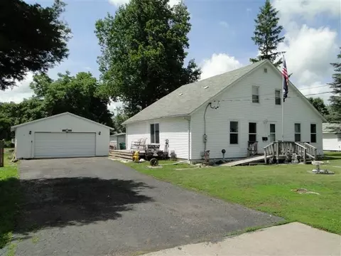 1419 E Pierce St, Macomb, IL 61455 photo 1