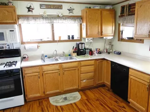 1419 E Pierce St, Macomb, IL 61455 photo 11