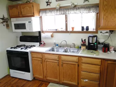 1419 E Pierce St, Macomb, IL 61455 photo 10
