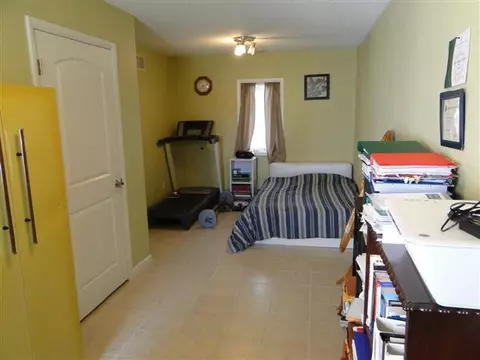 137 James Dr, Macomb, IL 61455 photo 20