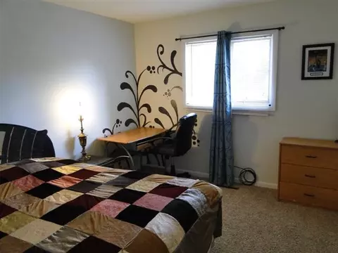137 James Dr, Macomb, IL 61455 photo 17