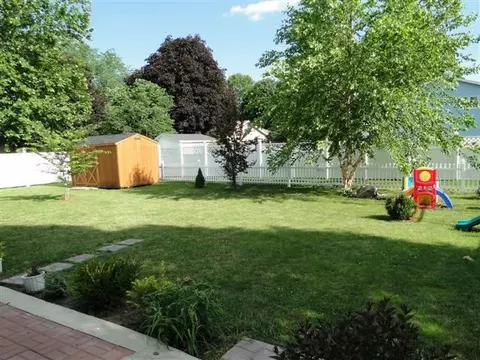 137 James Dr, Macomb, IL 61455 photo 6