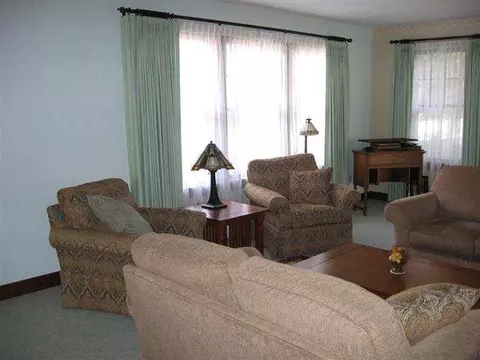 325 W Pierce, Macomb, IL 61455 photo 5