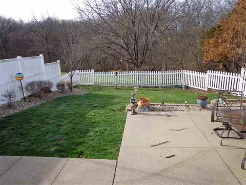 110 Arlington Dr, Macomb, IL 61455 photo 7