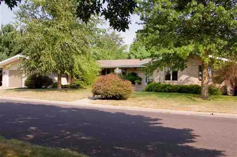 1300 Thomas, Macomb, IL 61455 photo 15