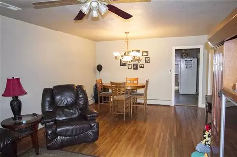 114 N Normal, Macomb, IL 61455 photo 3