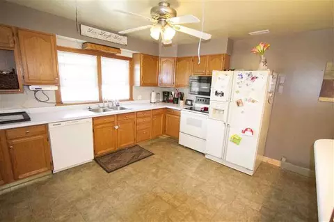 114 N Normal, Macomb, IL 61455 photo 5