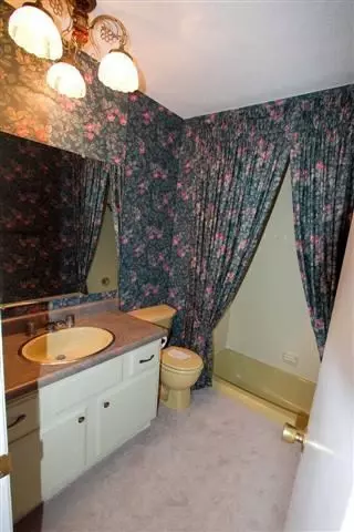 1718 W Adams St, Macomb, IL 61455 photo 12