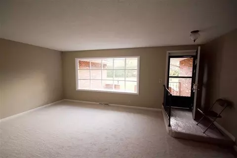1718 W Adams St, Macomb, IL 61455 photo 3