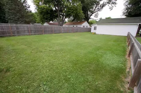 802 S Madison, Macomb, IL 61455 photo 2