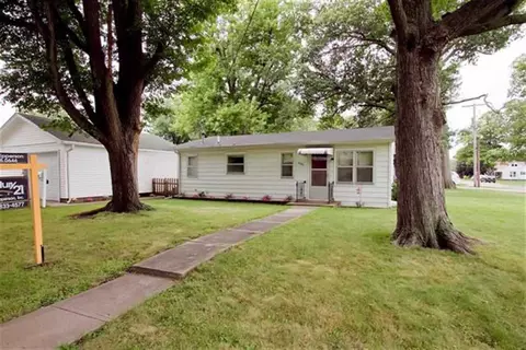 802 S Madison, Macomb, IL 61455 photo 1