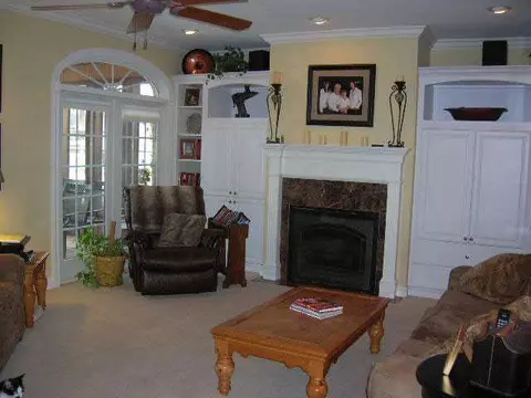 800 Beverly, Macomb, IL 61455 photo 9