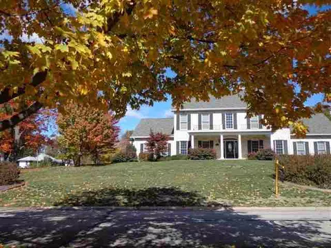 800 Beverly, Macomb, IL 61455 photo 2