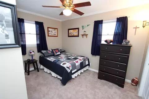 227 E Yeiser, Macomb, IL 61455 photo 11